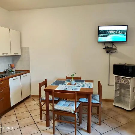 Kary Apartment *